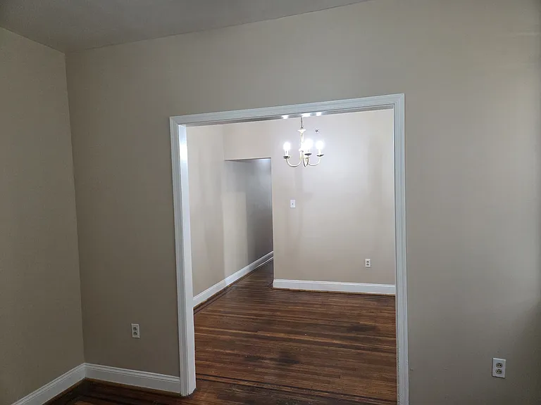 5222 Chestnut St #1R — Photo 10