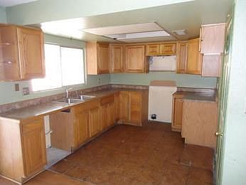 3rd image of 5644 N 72nd Dr
