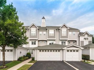 324 Waterside Close, Peekskill, NY 10566