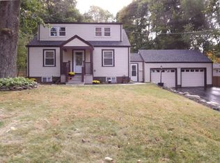 10 Flanders Rd, Budd Lake, NJ 07828