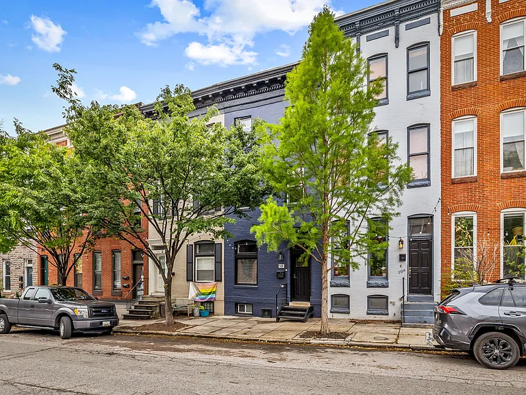 108 S Washington St — Photo 2