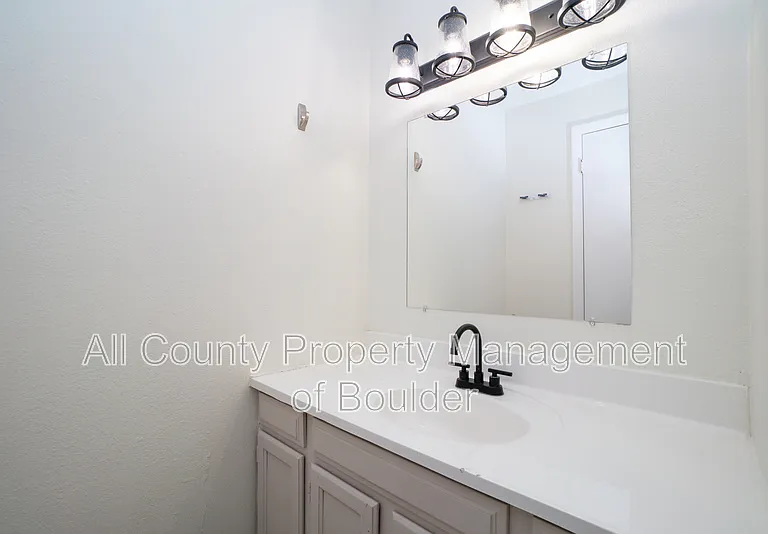 3293 Madison Ave #S303 — Photo 9