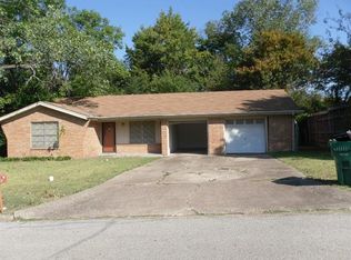 2402 Kent Cir, Greenville, TX 75402