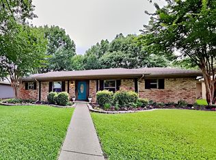 6477 Ridgemont Dr, Dallas, TX 75214