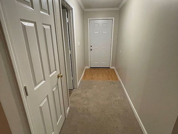 4th image of 5050 Valley Ct