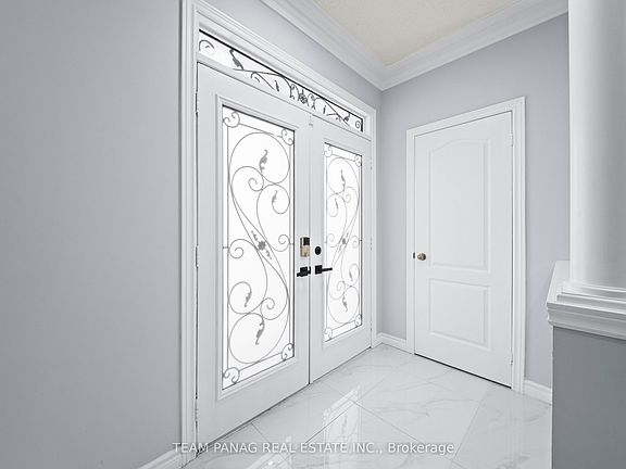 4th image of 470 Father Tobin Rd