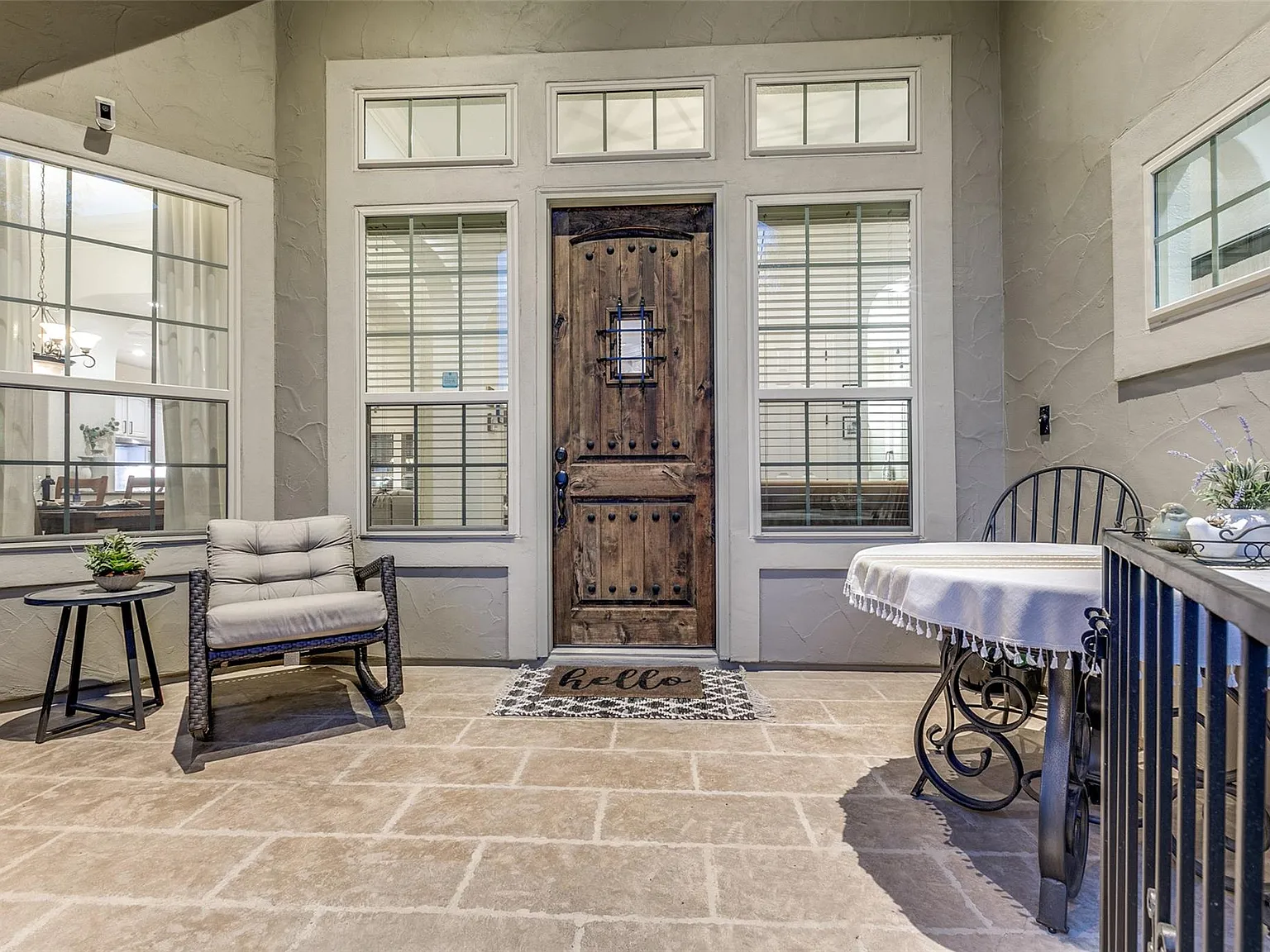 3 bed, 2.5 bath, 2658 sqft, $3,400 — Photo 3