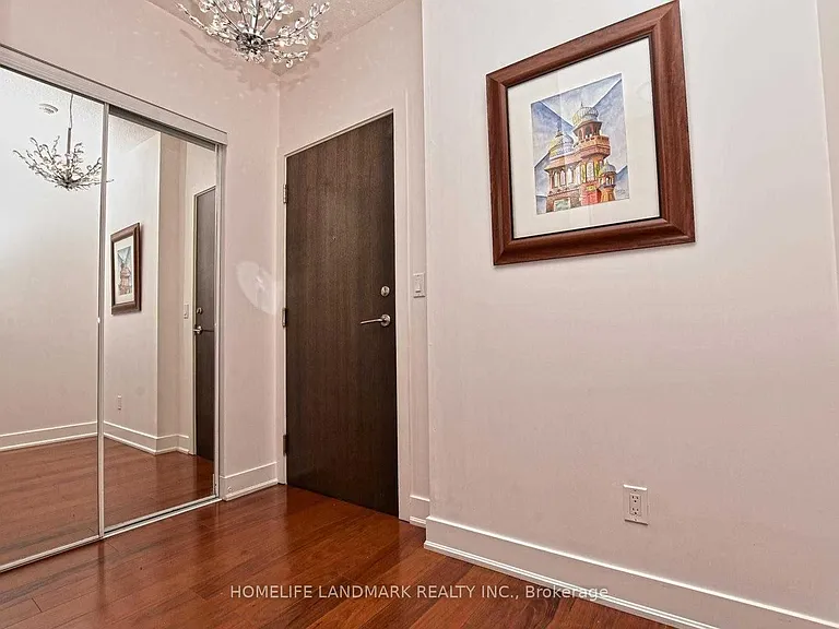 28 Linden St #502 — Photo 7