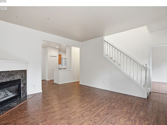 3rd image of 419 NE 7th Ave