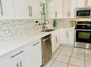 1927 Ocala Rd, North Palm Beach, FL 33408