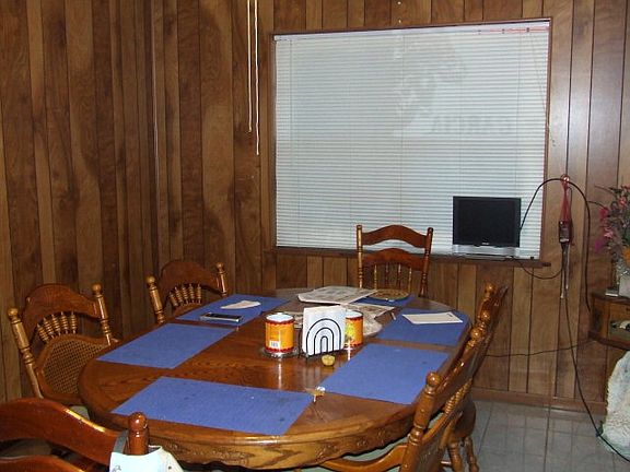 4th image of 2512 Upas Ave