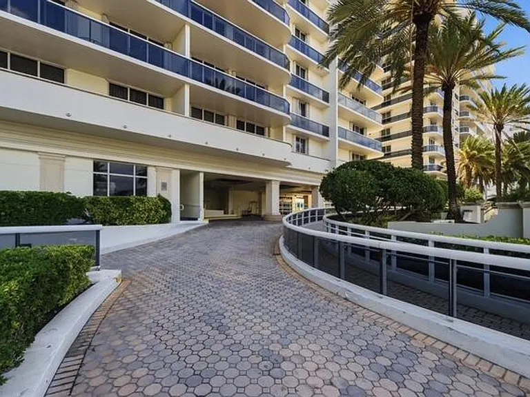 9595 Collins Ave #N3-F — Photo 30
