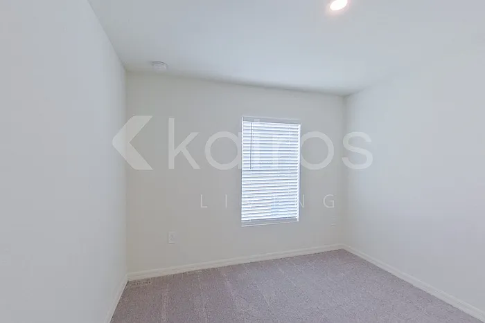 4020 Garden Blvd — Photo 8