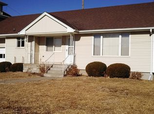 517 9th St, Wisner, NE 68791