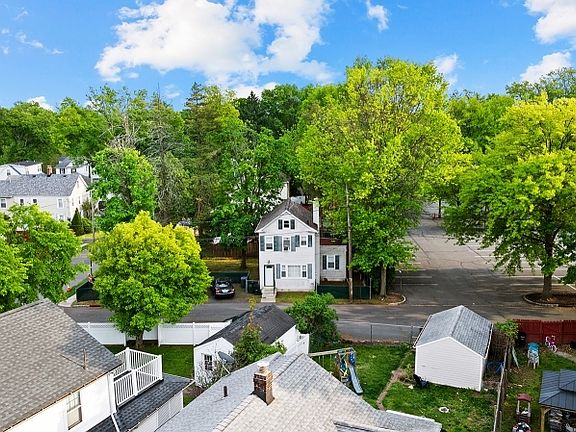 2nd image of 632 Millers Ln