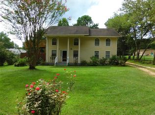 200 Henderson Ln, Elmore, AL 36025