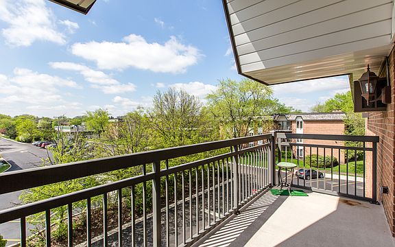 3rd image of 4220 Saratoga Ave APT 317