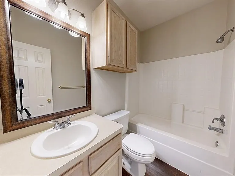 1604 Park Pl — Photo 17