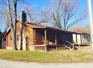 430 Edgewater Beach Cir, Forsyth, MO 65653