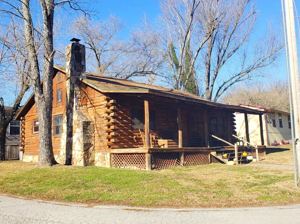 430 Edgewater Beach Circle, Forsyth, MO 65653