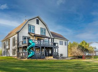 9439 Corneils Rd, Bristol, IL 60512