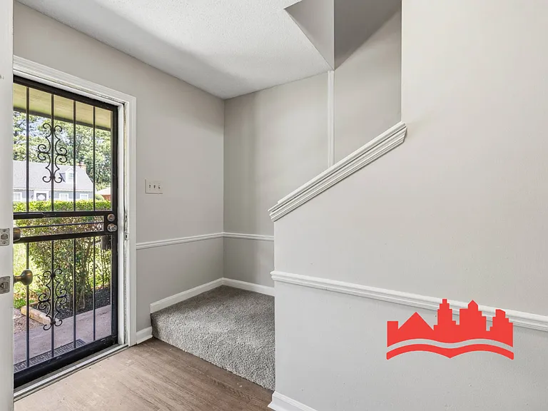 7243 Newling Ln — Photo 6