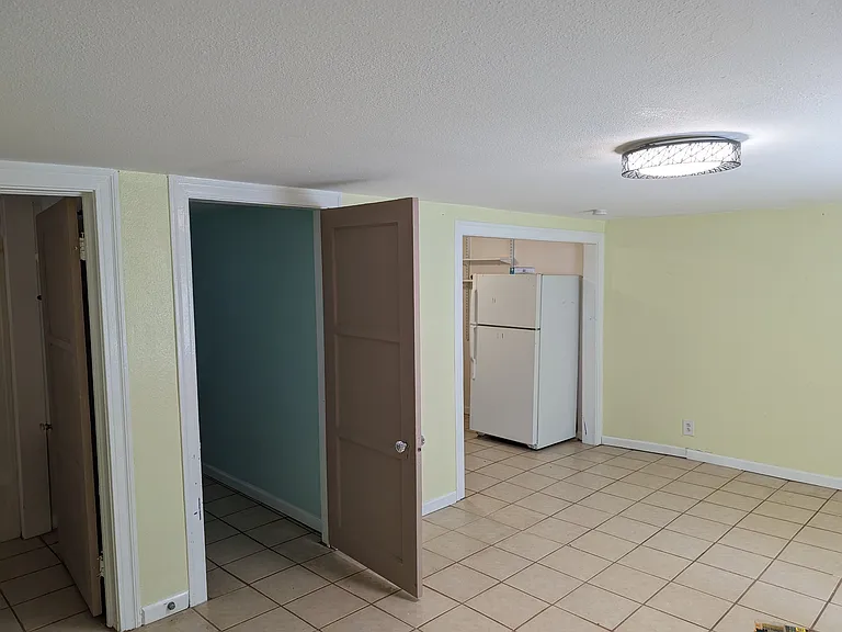 3711 Tom Green St #A — Photo 8
