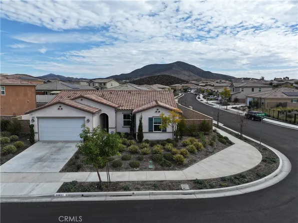 34693 Brookridge Ln, Winchester, CA 92596