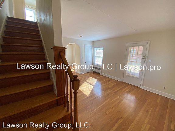 2nd image of 2611 Bowman St NW