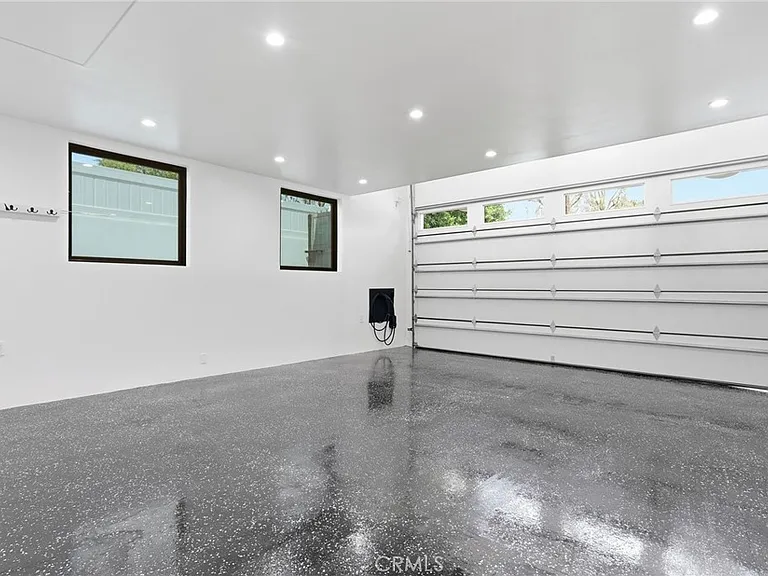22300 Philiprimm St — Photo 57