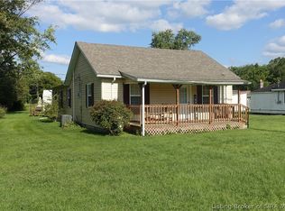 1111 S Gardner St, Scottsburg, IN 47170