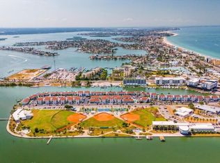 179 Medallion Blvd APT H, Madeira Beach, FL 33708