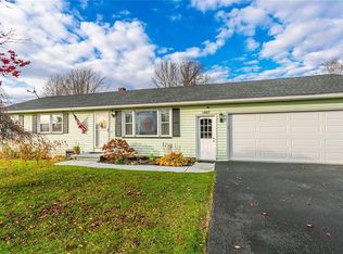 1407 Eddy Rd, Macedon, NY 14502