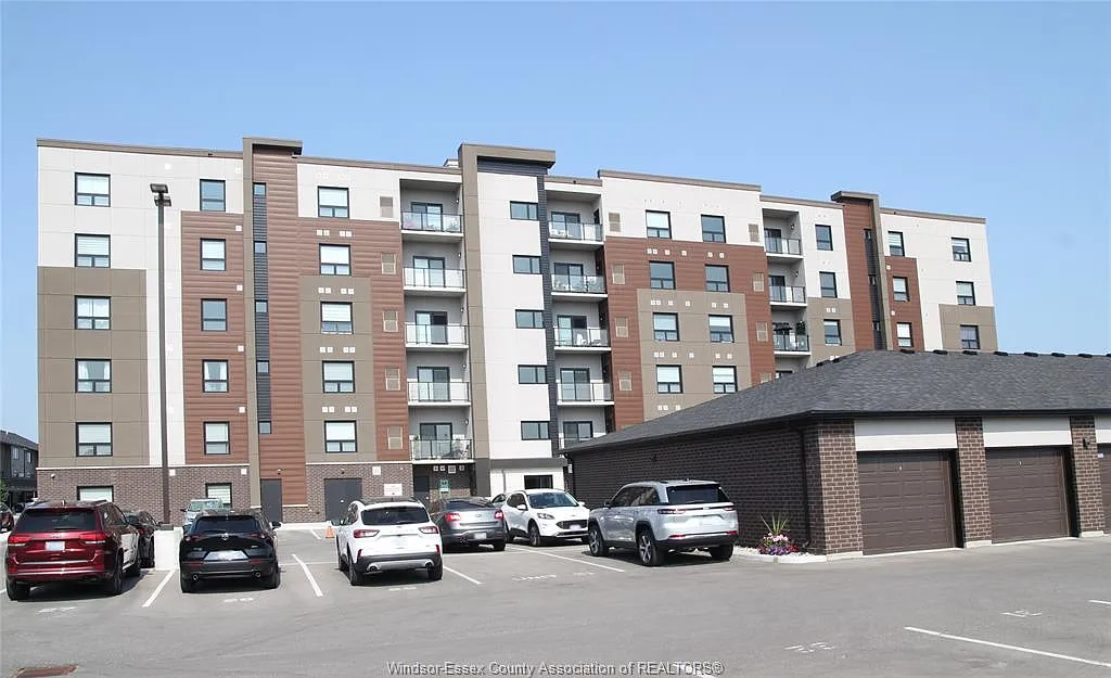 2 bed, 2.0 bath, 1128 sqft, $2,395 — Photo 1