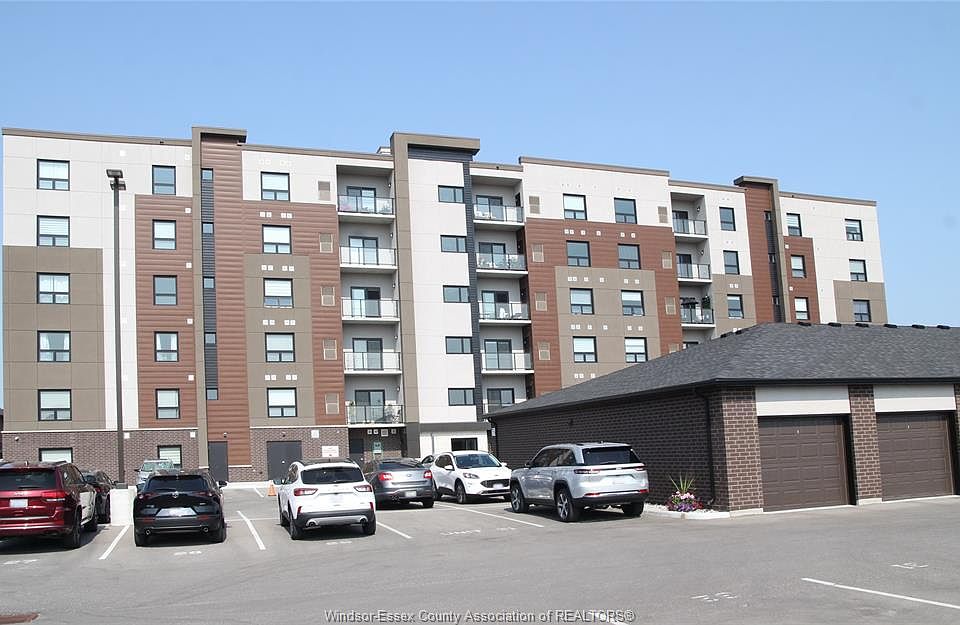 1st image of 728 Brownstone Dr #202