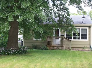 3909 52nd St, Des Moines, IA 50310