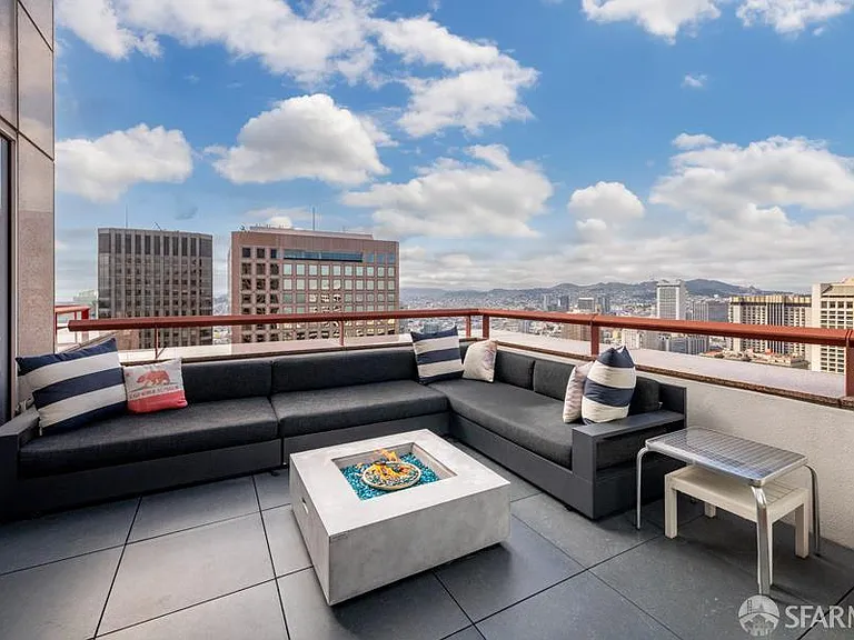 333 Bush St #4006 — Photo 35