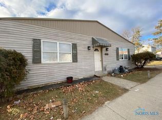 110 S High St, West Unity, OH 43570