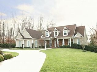 100 Baumwood Ln, Bristol, TN 37620