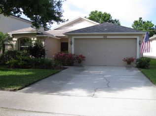 594 Horseman Dr, Oviedo, FL 32765