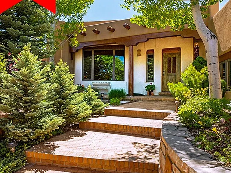 1395 Camino Corto — Photo 1