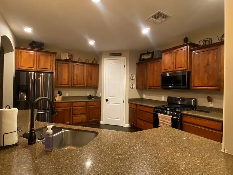 826 Hemlock Ave — Photo 21