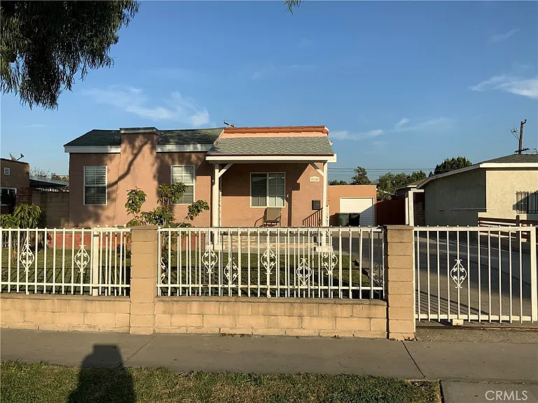 15142 Georgia Ave — Photo 3