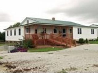 1353 NE Highway Ww, Windsor, MO 65360