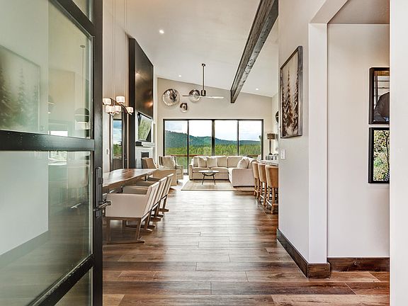 2nd image of 21 Torrey Pines Lane