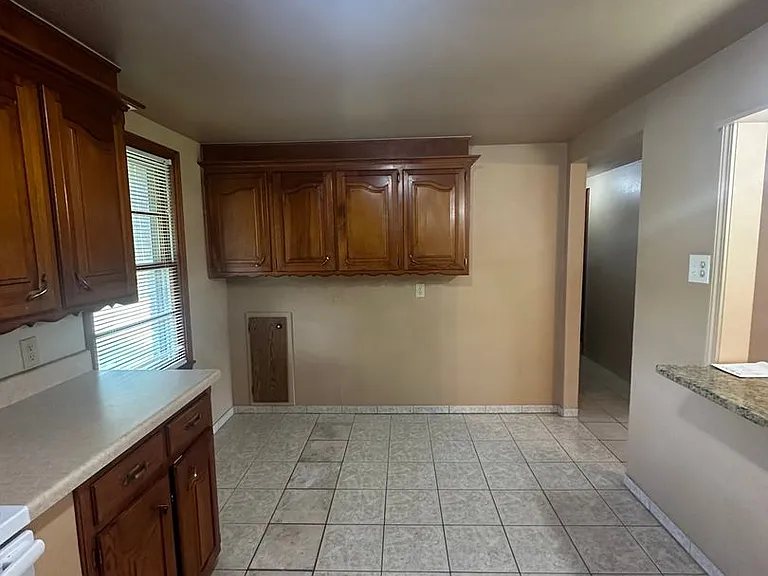 16881 Beau Kay Dr — Photo 37