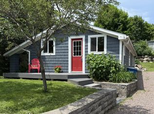 2161 Cardinal Ln, Mound, MN 55364