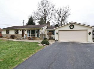 210 W Willow Dr, Zanesville, OH 43701