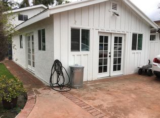 5653 Calvin Ave, Tarzana, CA 91356