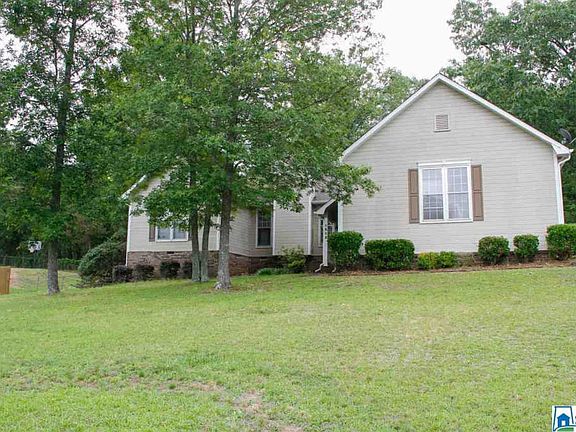 2nd image of 1312 Louise Dr SE